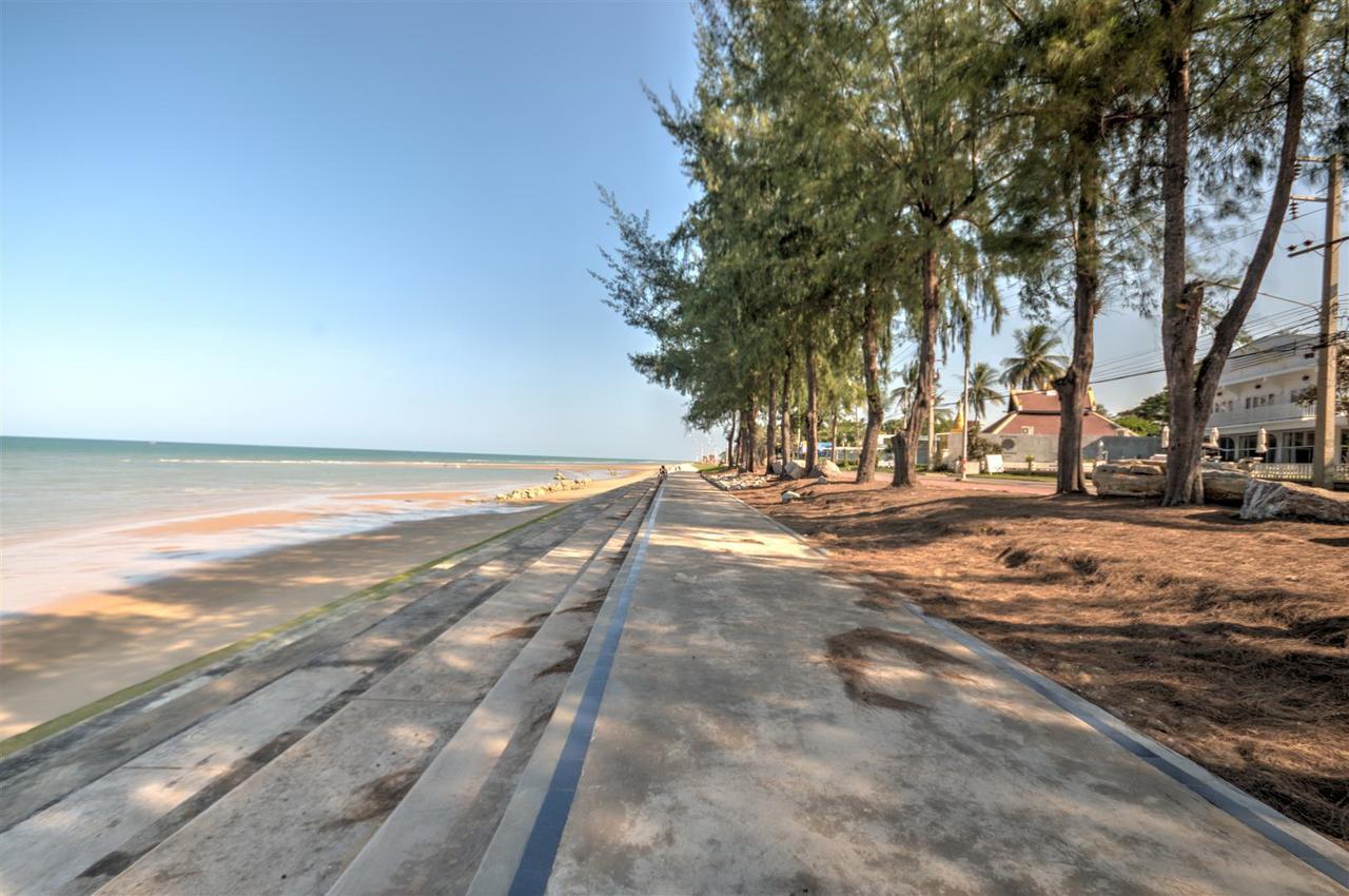 Palm Beach Resort Pranburi Kültér fotó